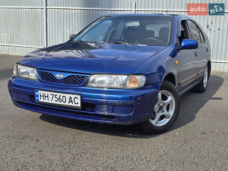 Nissan Almera 1998