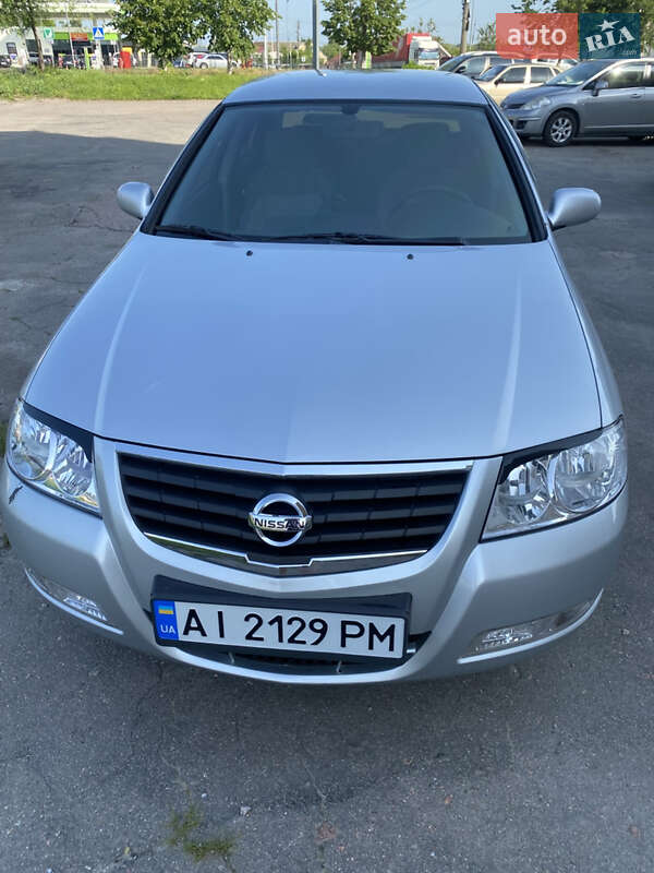 Nissan Almera 2012