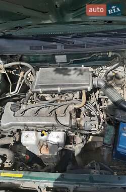 Седан Nissan Almera 1997 в Миколаєві