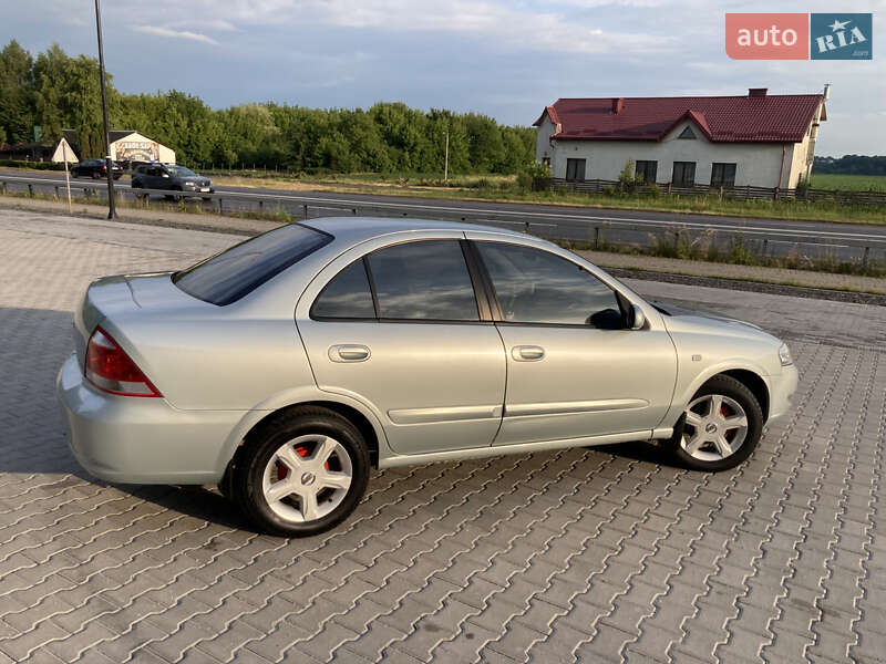 Nissan Almera 2006