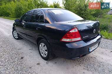 Седан Nissan Almera 2012 в 