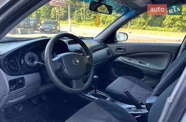 Седан Nissan Almera 2012 в 