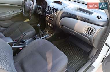 Седан Nissan Almera 2012 в 