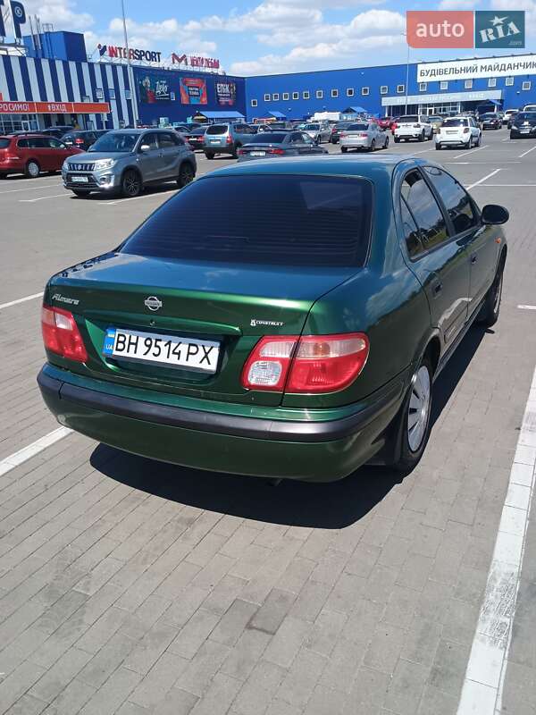 Седан Nissan Almera 2001 в Одессе