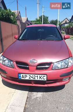 Седан Nissan Almera 2001 в Запоріжжі