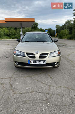 Хэтчбек Nissan Almera 2003 в Жмеринке