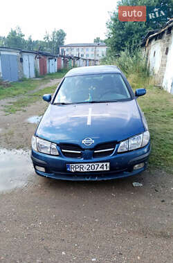Хэтчбек Nissan Almera 2000 в Житомире