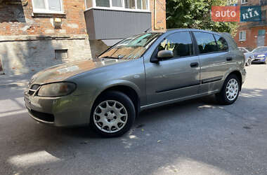 Хэтчбек Nissan Almera 2006 в Киеве