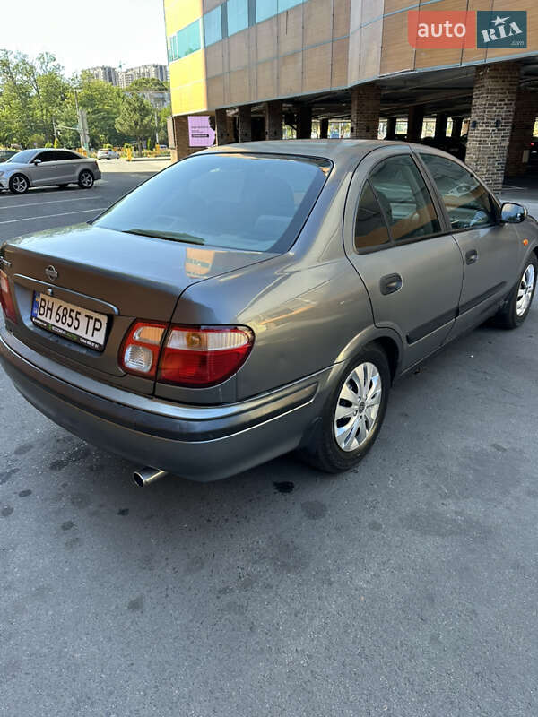 Седан Nissan Almera 2002 в Одесі