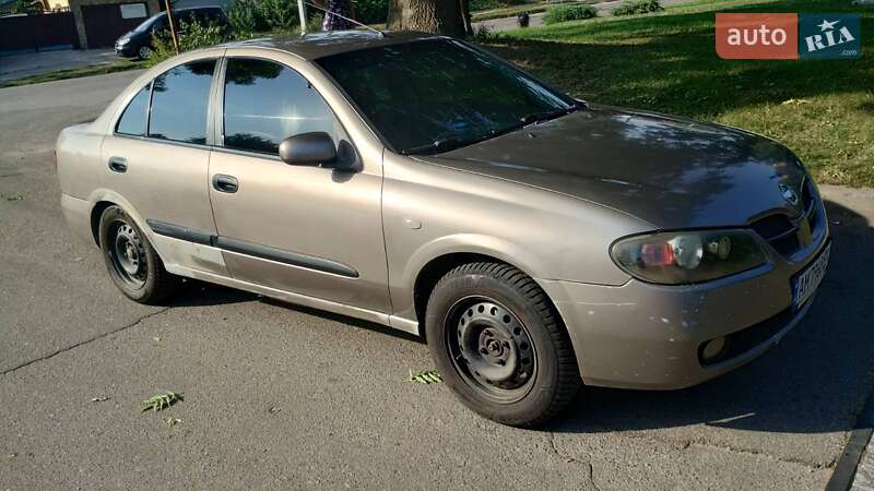 Седан Nissan Almera 2005 в Фастові