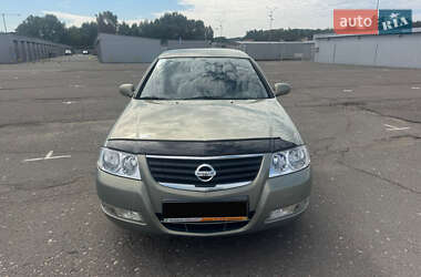 Седан Nissan Almera 2010 в Киеве