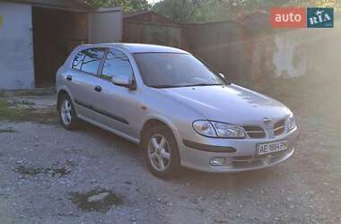 Хэтчбек Nissan Almera 2002 в Запорожье