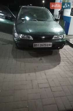 Хэтчбек Nissan Almera 1997 в Гадяче