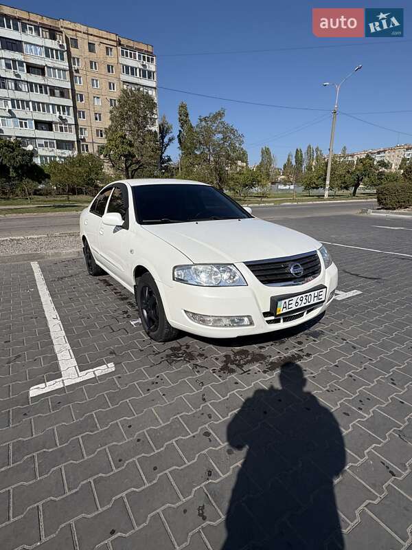 Седан Nissan Almera 2007 в Кам'янському
