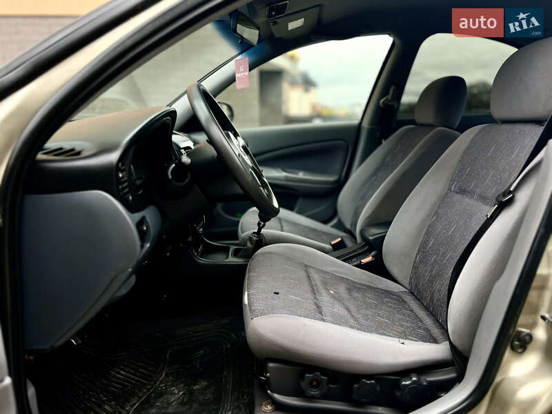 Седан Nissan Almera 2004 в Івано-Франківську фото 15 Седан Nissan Almera 2004 в Івано-Франківську
