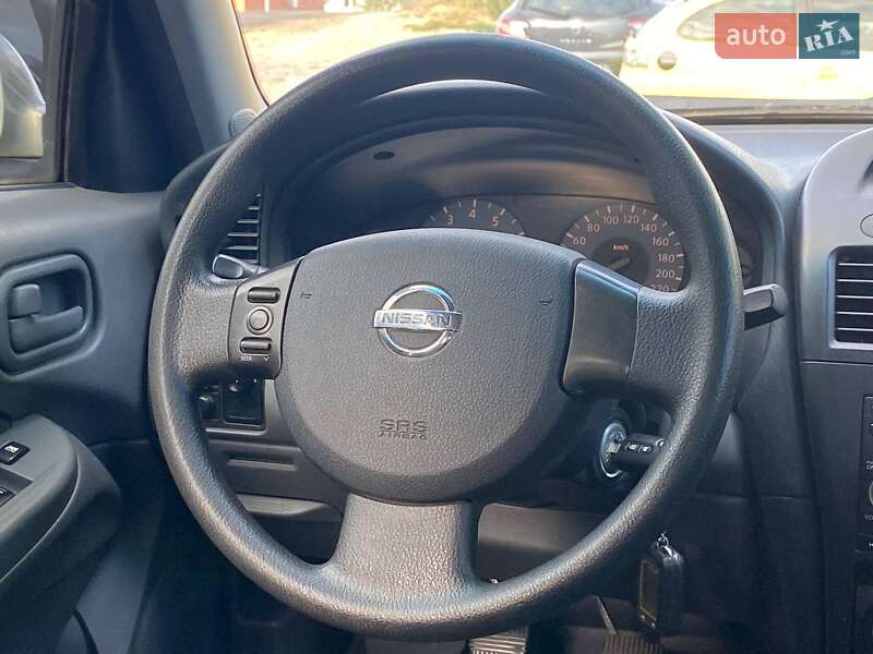 Седан Nissan Almera 2010 в Києві