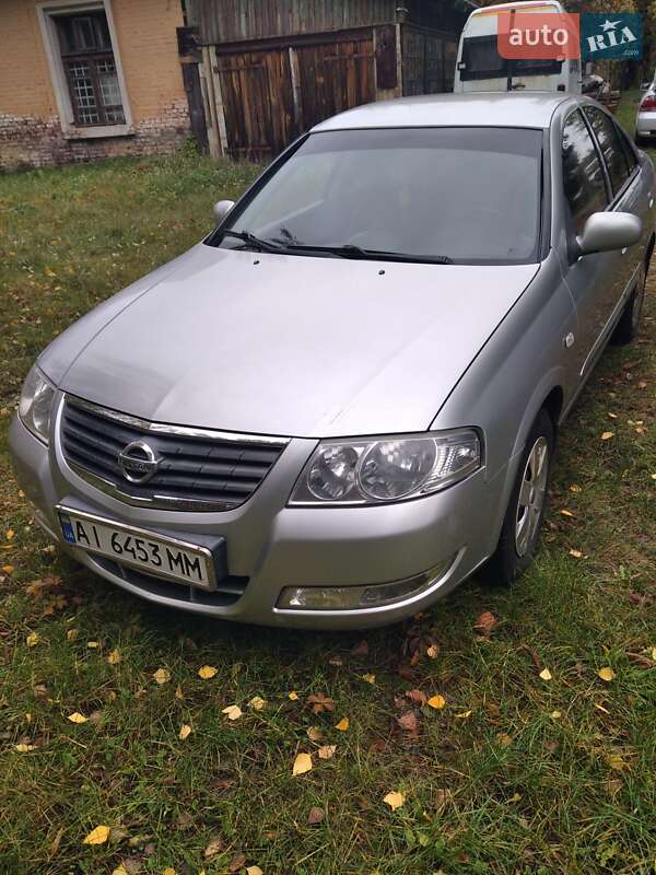 Nissan Almera 2012