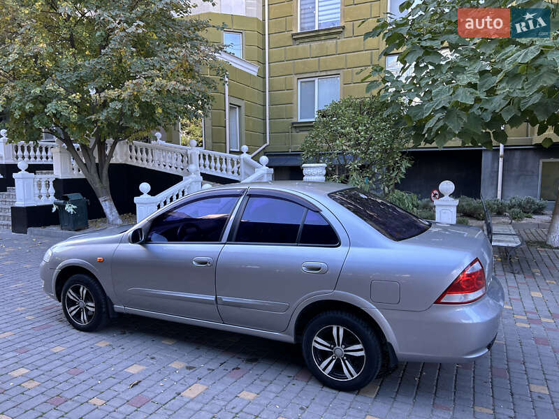 Седан Nissan Almera 2008 в Одессе