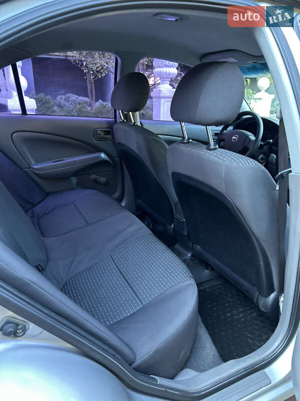 Седан Nissan Almera 2008 в Одессе