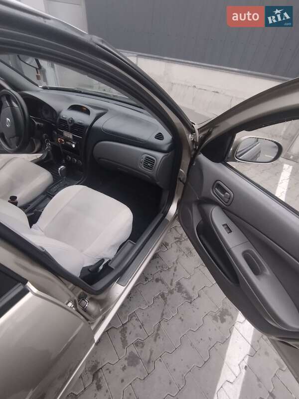 Седан Nissan Almera 2011 в Луцьку фото 15 Седан Nissan Almera 2011 в Луцьку