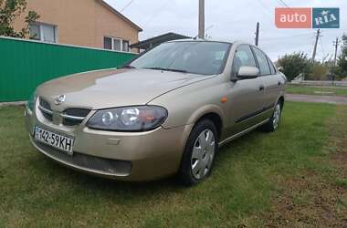 Седан Nissan Almera 2003 в Киеве