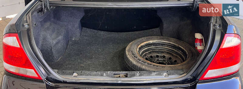 Седан Nissan Almera 2006 в Львове фото 5 Седан Nissan Almera 2006 в Львове