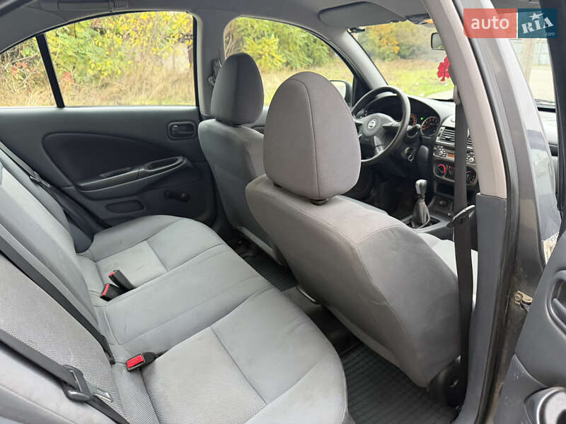 Седан Nissan Almera 2006 в Одессе