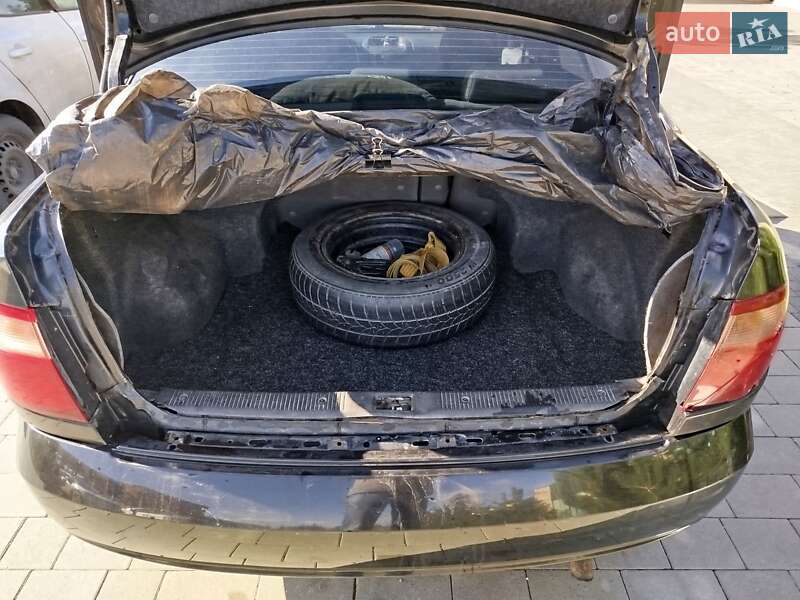 Седан Nissan Almera 2005 в Хмельницькому фото 31 Седан Nissan Almera 2005 в Хмельницькому