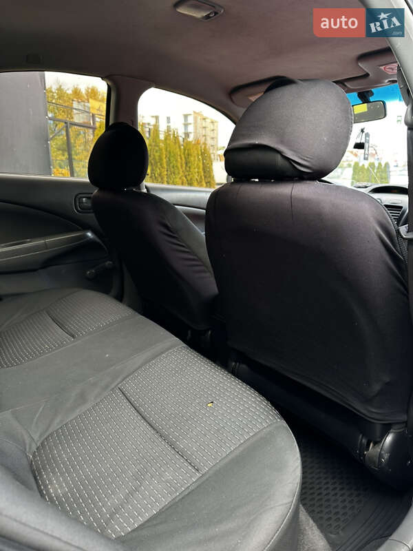 Седан Nissan Almera 2008 в Львове фото 13 Седан Nissan Almera 2008 в Львове