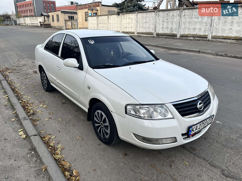 Nissan Almera 2011 Nissan Almera 2011