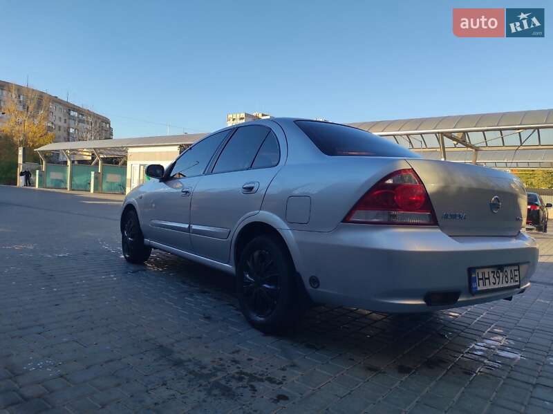 Седан Nissan Almera 2011 в Одессе