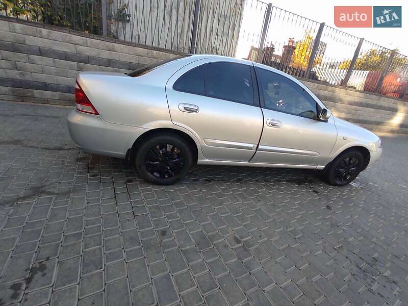 Седан Nissan Almera 2011 в Одессе