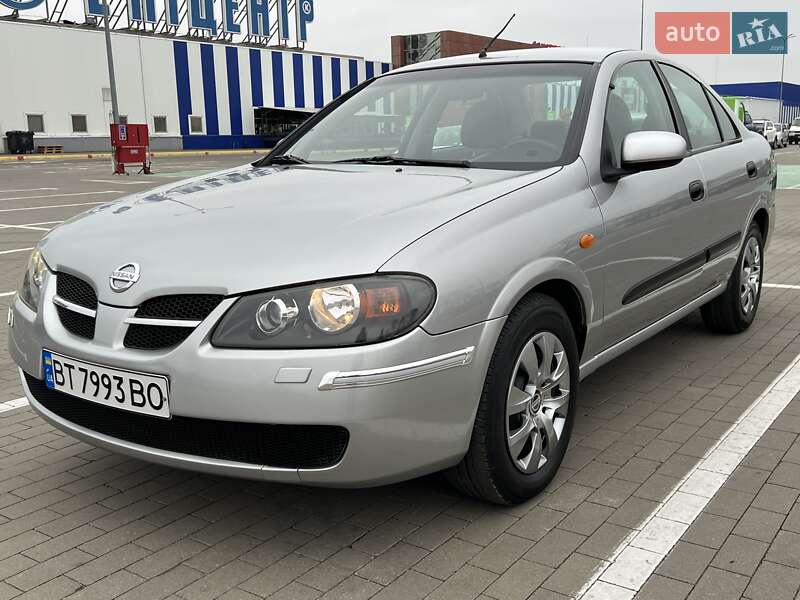 Nissan Almera 2003