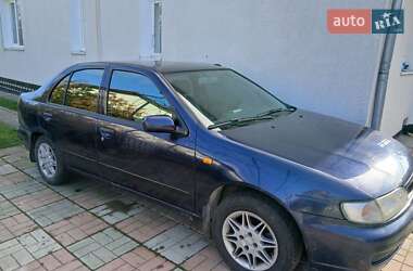Седан Nissan Almera 1998 в Буске
