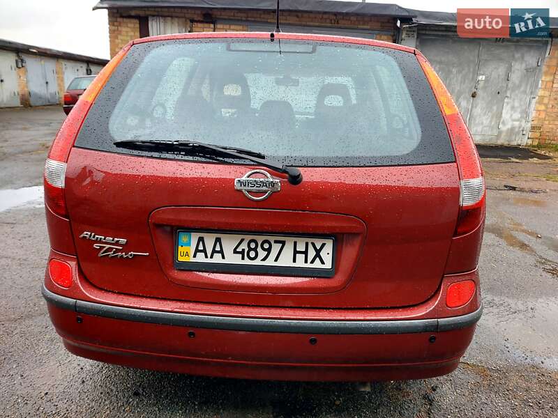 Хэтчбек Nissan Almera 2000 в Киеве