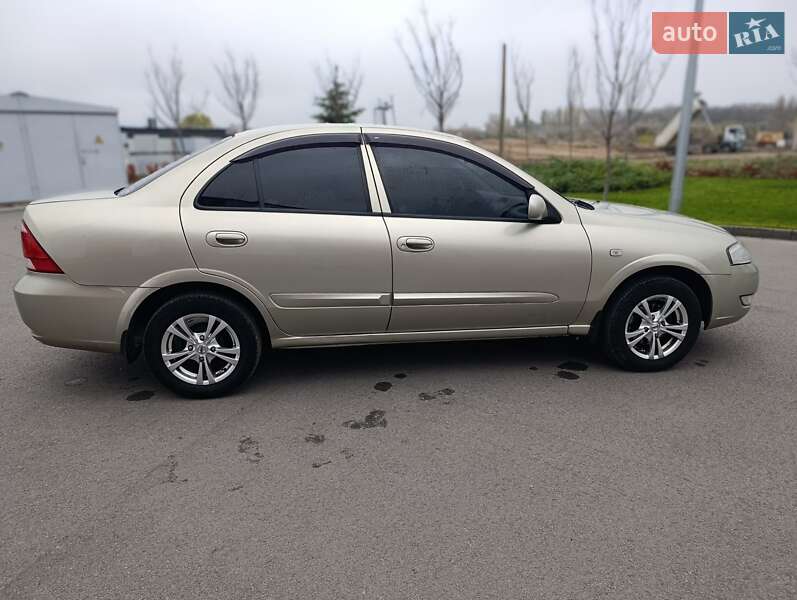 Седан Nissan Almera 2007 в Дніпрі