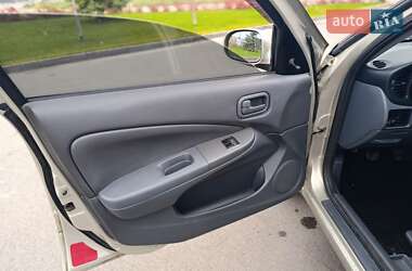 Седан Nissan Almera 2007 в Днепре