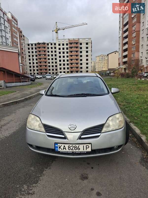 Седан Nissan Almera 2004 в Киеве