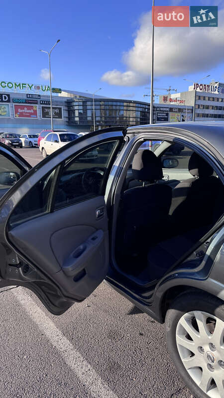 Седан Nissan Almera 2002 в Одесі фото 12 Седан Nissan Almera 2002 в Одесі