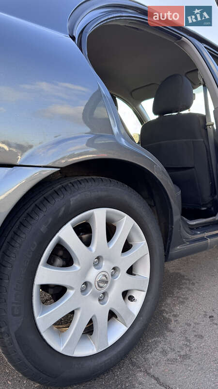 Седан Nissan Almera 2002 в Одесі фото 28 Седан Nissan Almera 2002 в Одесі