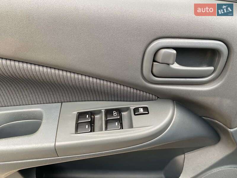 Седан Nissan Almera 2007 в Николаеве фото 19 Седан Nissan Almera 2007 в Николаеве