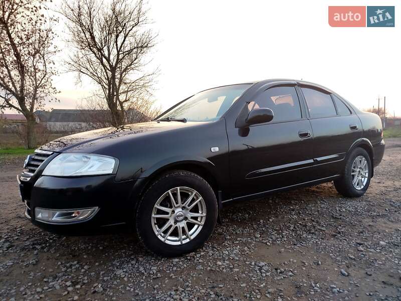 Седан Nissan Almera 2007 в Первомайске