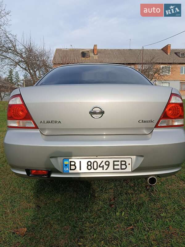 Седан Nissan Almera 2008 в Пирятине