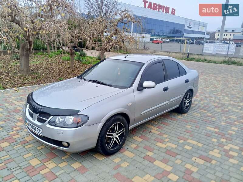 Nissan Almera 2005
