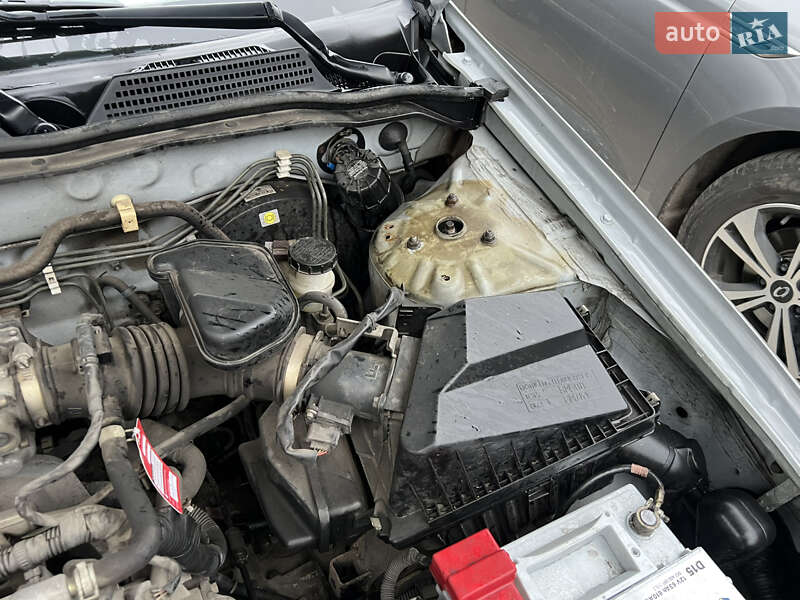 Седан Nissan Almera 2005 в Киеве фото 27 Седан Nissan Almera 2005 в Киеве