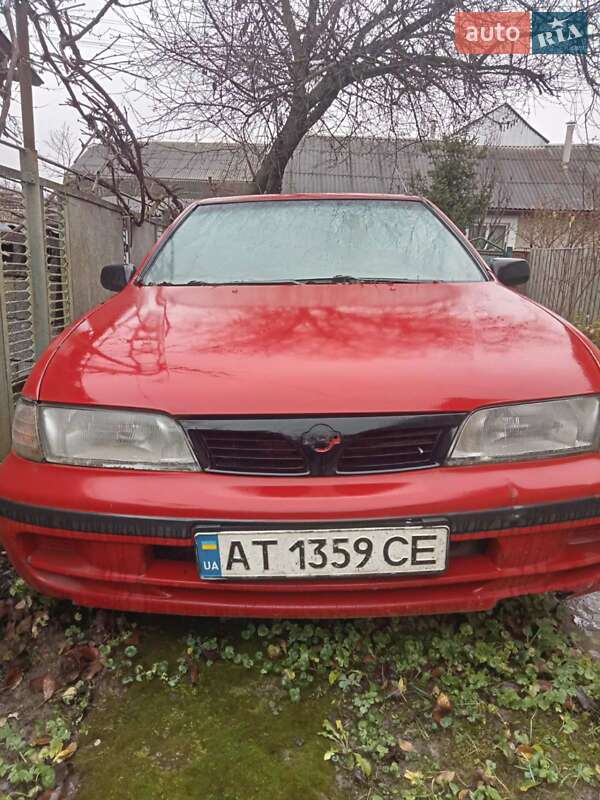 Хэтчбек Nissan Almera 1997 в Ивано-Франковске