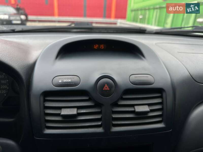 Седан Nissan Almera 2006 в Киеве фото 21 Седан Nissan Almera 2006 в Киеве