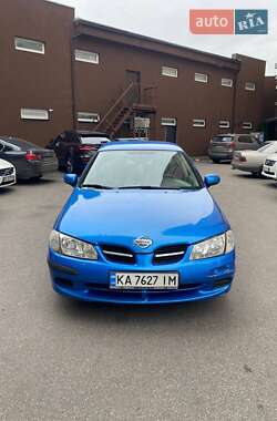 Седан Nissan Almera 2002 в Киеве