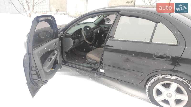 Седан Nissan Almera 2006 в Харкові