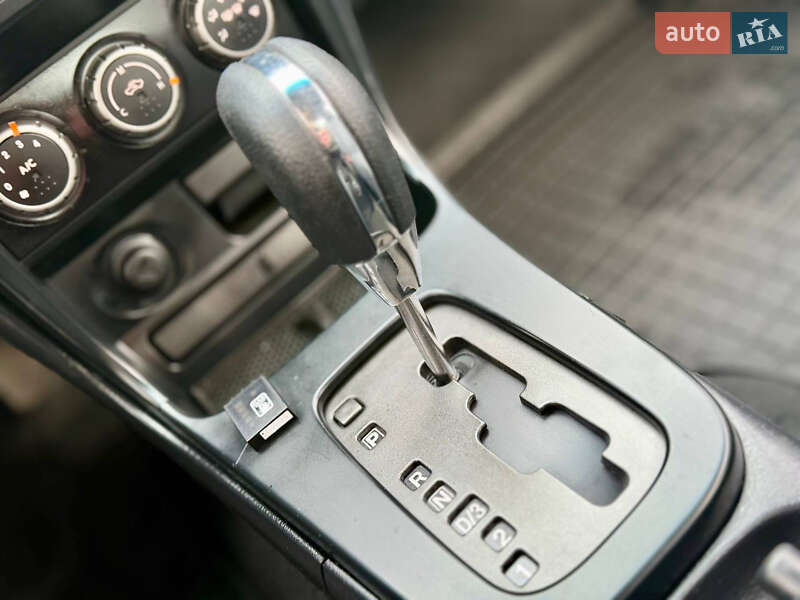 Седан Nissan Almera 2012 в Дрогобыче